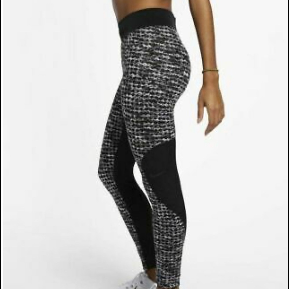 Nike Pro Hyperwarm Leggings